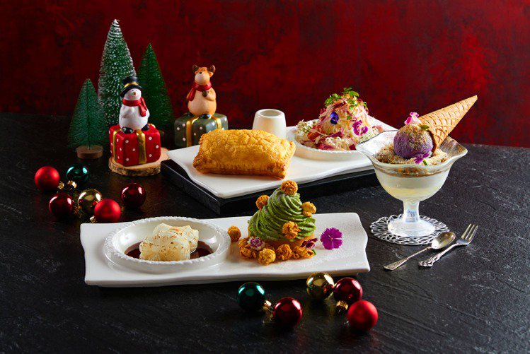 新北耶誕城期間，Asia49同步供應歡樂下午茶，有紅豆甜心聖誕樹（左起）、野菇起司咖哩馬鈴薯派、椰香布丁綠豆西米露。圖／Asia49亞洲料理及酒廊提供