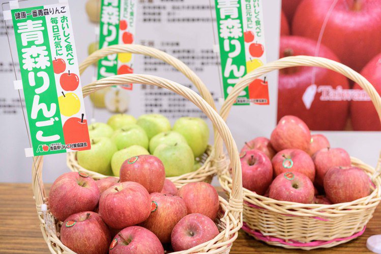 全聯銷售的青森蘋果今年超過620萬顆，將可疊出逾130座富士山的高度。圖／全聯福利中心提供