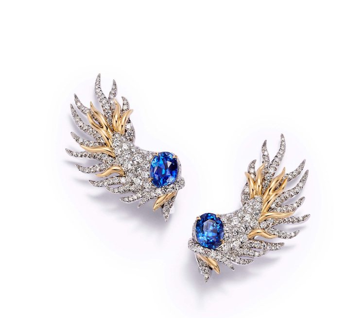 珍妮佛羅倫斯配戴的Jean Schlumberger by Tiffany Sea Coral 18K金與鉑金鑲嵌主石逾6克拉的藍寶石鑽石耳環。圖／Tiffany提供