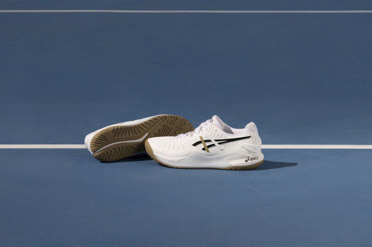 ASICS x BOSS x Matteo Berrettini GEL-RESOLUTION™ 9網球鞋，6900元。圖／BOSS提供