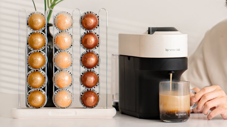 響應國際早餐日，Nespresso全系列咖啡機優惠3,500元起。圖/Nespresso提供