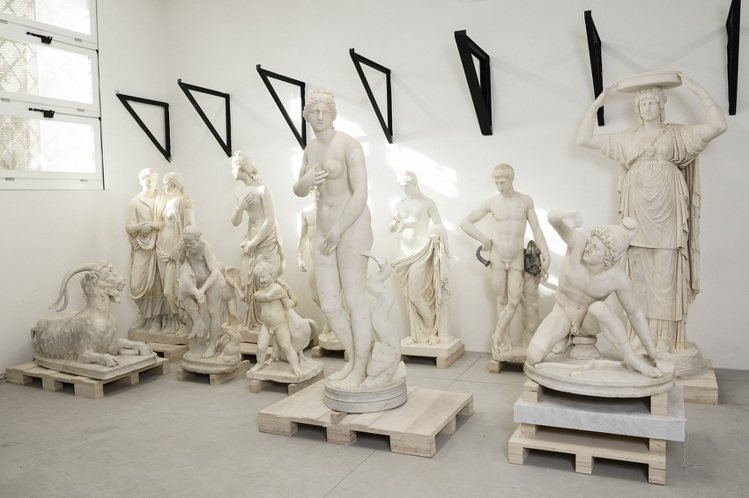 寶格麗協助修復托隆尼亞收藏品當中的90座希臘和羅馬雕像。圖／寶格麗提供