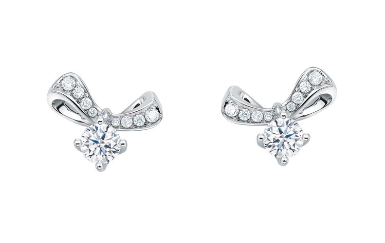 鎮金店Peonia Diamond彼愛麗鑽石全新AFFINITY縴悅系列耳環結造型，68,800元起。圖／鎮金店提供