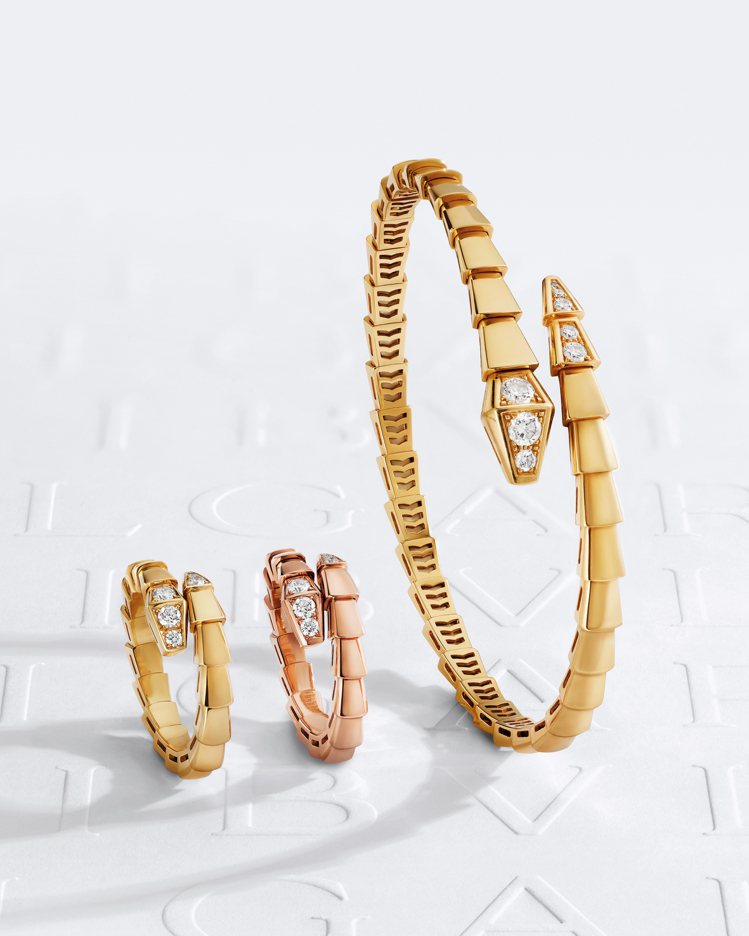 （由左至右）BULGARI Serpenti Viper系列黃K金鑲鑽單圈戒指、玫瑰金鑲鑽單圈戒指、黃K金鑲鑽單圈手環。圖／寶格麗提供