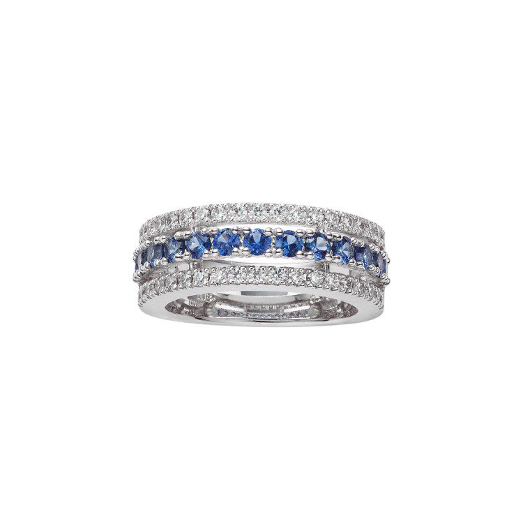 MIKIMOTO藍寶石鑽戒，18K白金鑲嵌鑽石總重約0.39克拉與藍寶石總重約0.79克拉，18萬6,000元。圖／MIKIMOTO提供