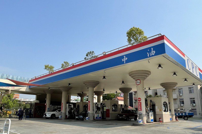 台灣中油公司30日宣布，依據政府核定之天然氣價格公式計算，5月天然氣價格電業用戶調降3%。圖／中油提供