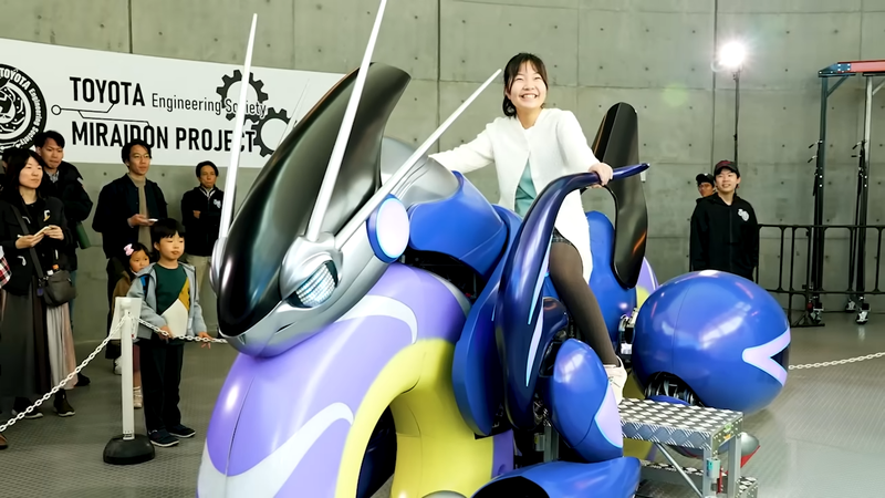 Toyota展出《寶可夢 朱／紫》實體密勒頓機車 靜態試乘限重65公斤別為難神獸