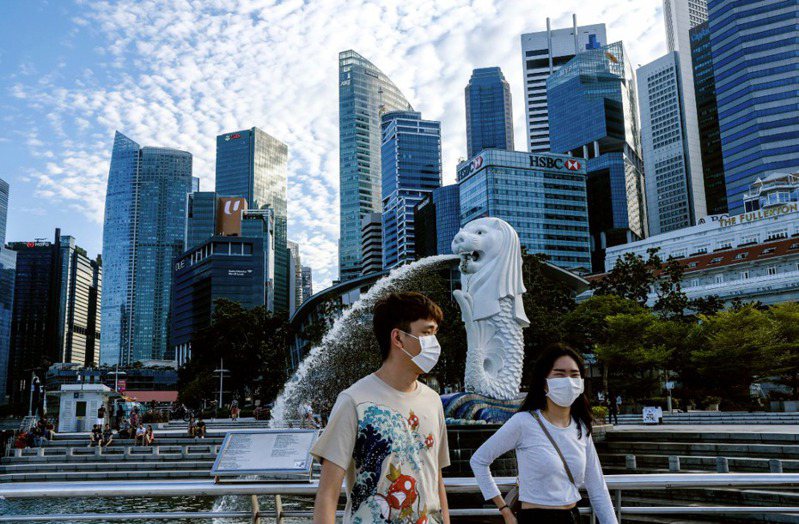 新加坡用人唯贤、精英治国的结果，却在疫情下确诊数一度屡创新高。美联社