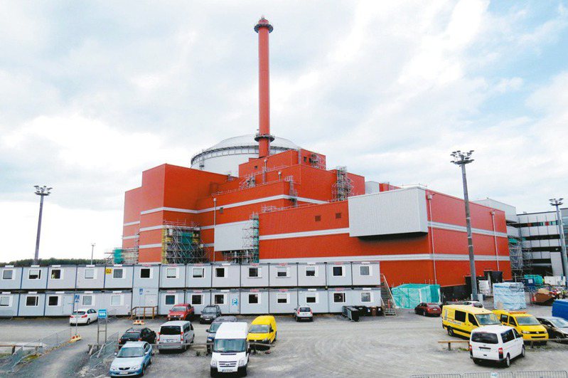 和碩董事長童子賢表示，如果讓核2、核3三廠延役，並引進芬蘭OL3新型核電廠（圖），台灣平均電價會下滑約30%。圖／聯合報系資料照片