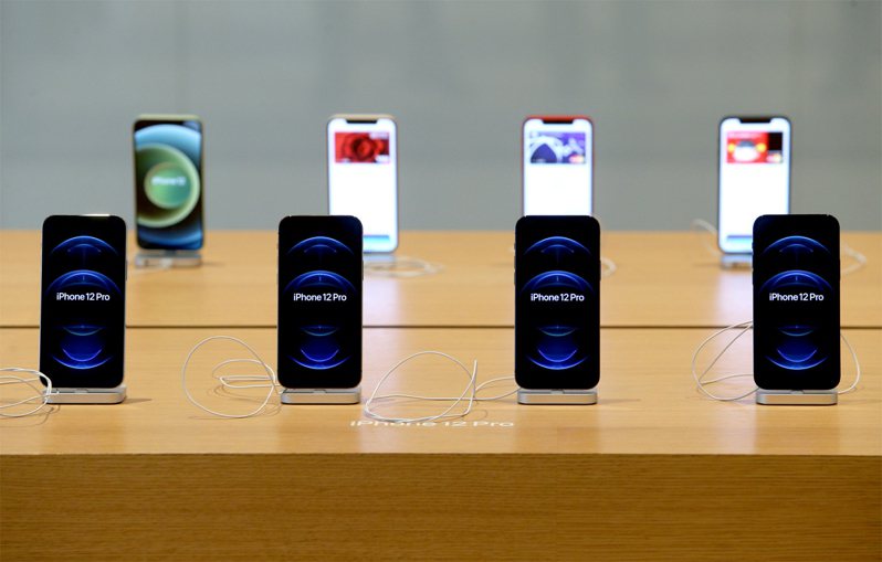 圖為蘋果iPhone 12、12 Pro。聯合報記者余承翰／攝影
