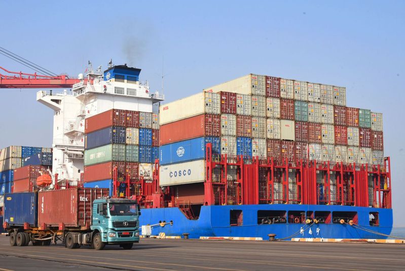 缺货柜连带造成运费飙涨的问题，已从供应链层面影响到营运面。法新社(photo:UDN)