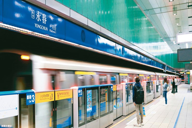「逐捷運而居」是大台北地區民眾看屋的重要考量因素。本報資料照片