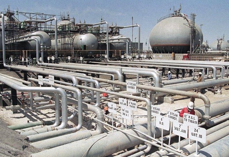 沙乌地阿拉伯国家石油公司6日宣布，全面提高8月销往亚洲的官订售油价格。 美联社(photo:UDN)