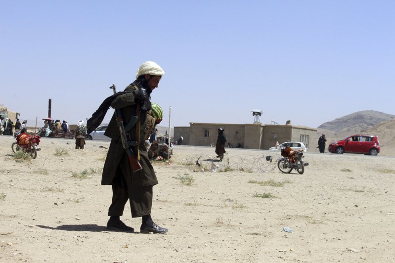 阿富汗冲突持续升温，多个省会被塔利班控制。 美联社(photo:UDN)