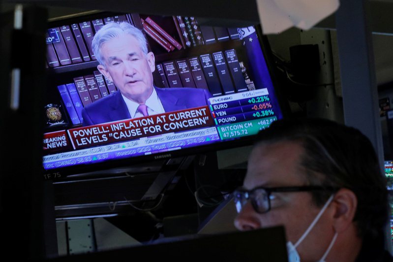 联准会（Fed）主席鲍尔强调宽松退场近了但离升息还很远，对足了投资人胃口。路透(photo:UDN)
