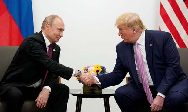 据前白宫发言人葛瑞珊爆料，美国前总统川普曾告诉俄罗斯总统普亭「自己在镜头前须对俄罗斯採取强硬态度」。路透(photo:UDN)