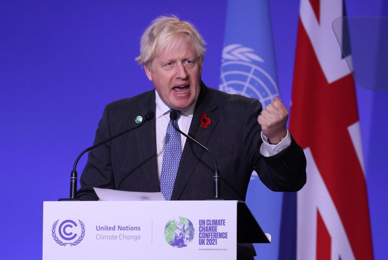 英国首相强生在开启历史性COP26气候峰会的主题演讲上警告，除非世界领导人果断行动，否则他们将面临未来世代的谴责评判。 路透社(photo:UDN)