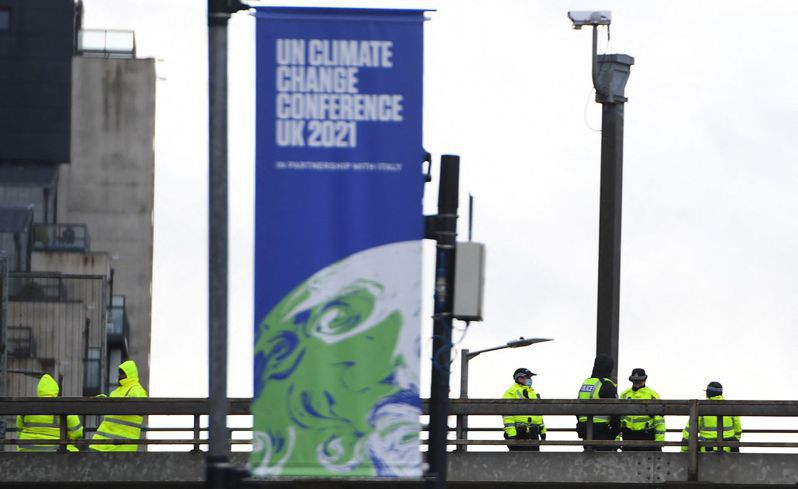 世界各国元首前往英国苏格兰格拉斯哥参加气候峰会，大批维安警力现身严阵以待。法新社(photo:UDN)