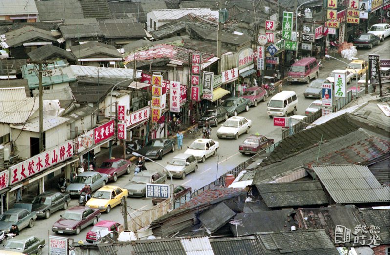 台北市林森北路街景俯瞰。日期：1992/3/30．攝影：本報記者．來源：聯合報