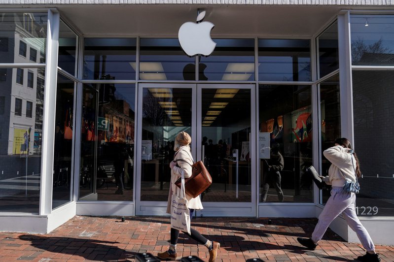 苹果将为美国直营门市员工提供更多福利。路透(photo:UDN)