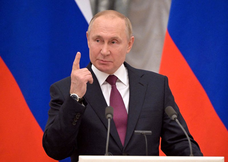 俄羅斯媒體報導，俄羅斯總統普亭已下令俄軍進入烏克蘭東部的頓巴斯維持和平。 路透社