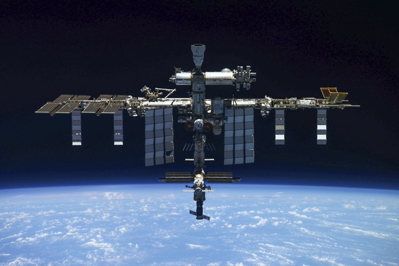 俄罗斯联邦太空总署载人太空计画执行主管克里卡廖夫4日在记者会表示，俄方退出ISS的日期将取决于太空站的技术状况。资料照片。美联社。(photo:UDN)