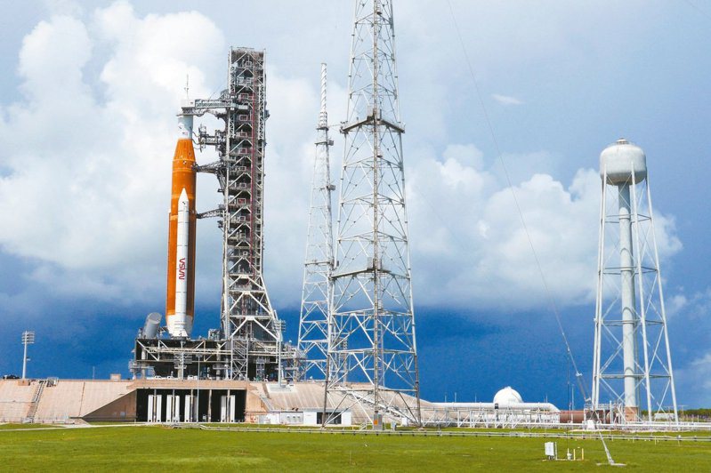 美国太空总署（NASA）将在29日发射历来最强大的火箭「阿提米丝一号」（Artemis I）。（美联社）(photo:UDN)
