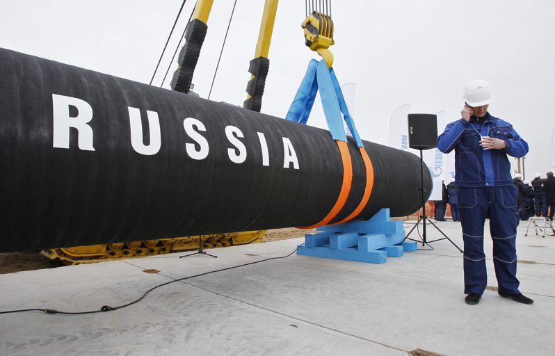 俄副总理诺瓦克（Alexander Novak）在俄中能源商务论坛上发言称，中俄双方正在发展以本币结算天然气。美联社(photo:UDN)