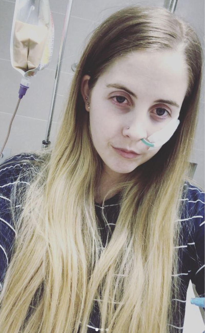 澳洲女子泰絲（Tess Swift）赴泰國旅遊後患上不明病，導致她消化系統癱瘓，如今只能靠鼻胃管進食。
圖擷自IG＠life_withtess