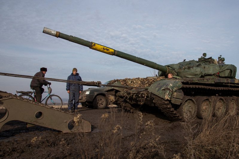 俄乌战争至今将近11个月，挪威军方公布估计数据显示，截至目前为止，俄罗斯在乌克兰的死伤数约有18万人，乌克兰则有10万军人死伤、3万平民丧命。路透社(photo:UDN)