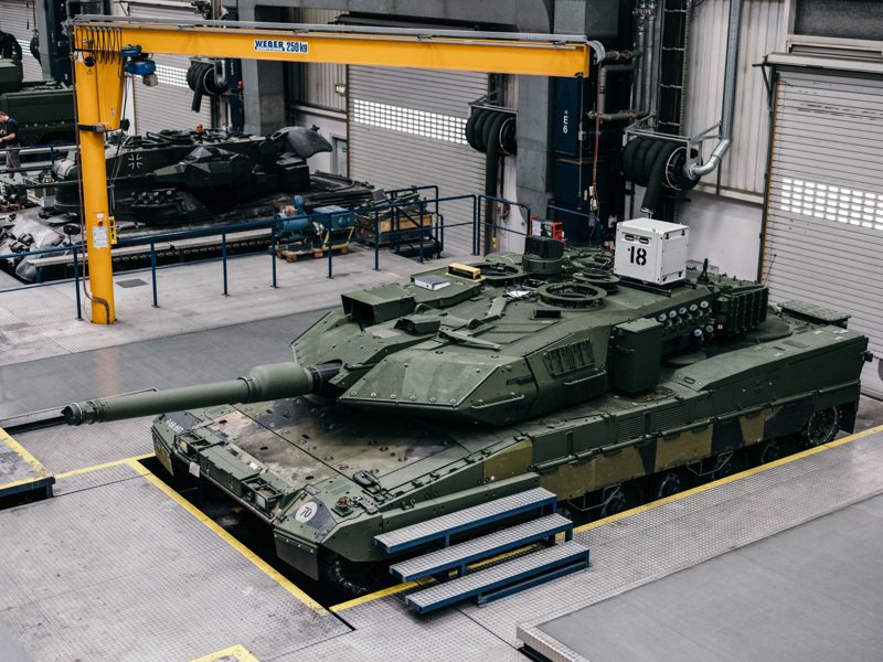 豹2型战车比艾布兰战车更轻且灵活，更适用于乌克兰战场。纽约时报(photo:UDN)