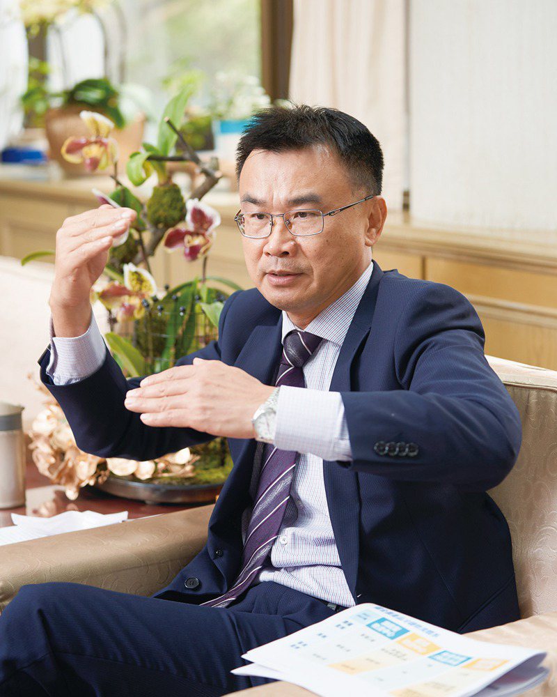 陳吉仲主委說明，冷鏈可以幫助農產品延長壽命和維持品質，最後反映出來的就是價格上升。