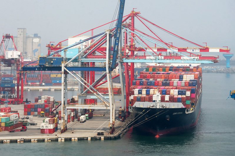 SCFI（上海出口貨櫃運價指數）最近一周止跌反彈。本報系資料庫