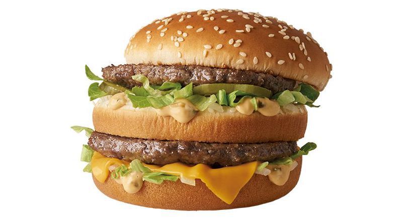 麥當勞大麥克因為更改製作配方，選擇將洋葱末炙燒在牛肉餅上，引起美國的消費者抱怨連連。圖／摘自麥當勞官網。