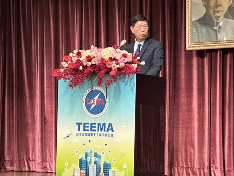 鴻海董事長劉揚偉出席電電公會第26屆第二次會員代表大會。記者蕭君暉／攝影