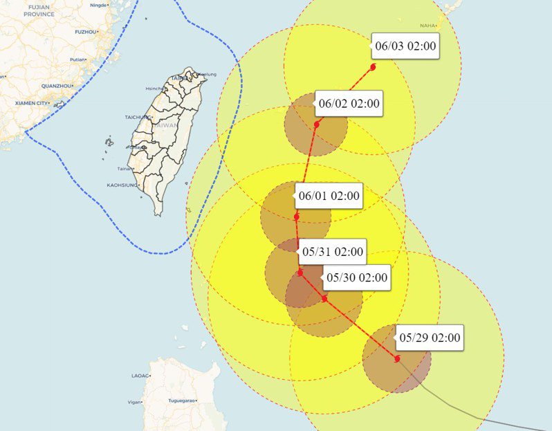 中度颱風瑪娃今天凌晨2時的中心位置在鵝鑾鼻東南東方730公里海面上，以每小時10公里速度，向西北進行。圖／取自「氣象達人彭啟明」臉書粉專