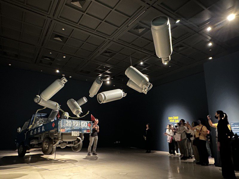 奇美博物館「跳出格子吧！」特展，要讓觀眾感受想像的跳躍。記者周宗禎／攝影