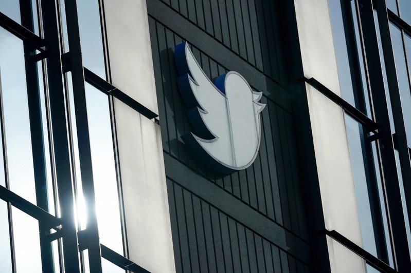 推特共同創辦人杜錫指控，印度當局曾要求推特配合限制批評莫迪政府的帳號，否則就讓推特無法在印度經營。 美聯社