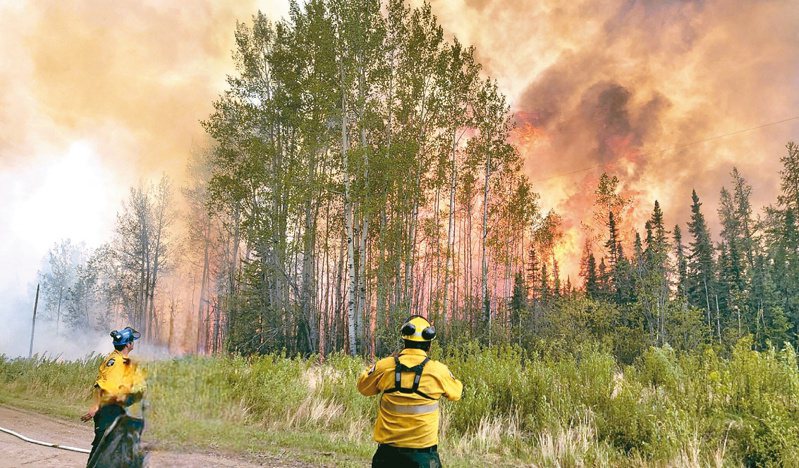 美國一些其他地區的空氣品質繼續受到加拿大森林大火汙染。（路透資料照）