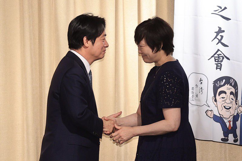 日本前首相安倍晉三夫人安倍昭惠受邀來台，副總統賴清德（左）特別出席晚宴致意。記者林伯東／攝影