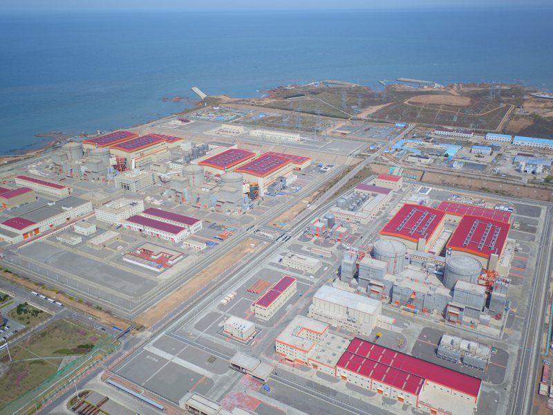 大陸持續推動核能電廠，圖為東北首座核電站遼寧紅沿河核電今年六月全面運轉，成為大陸在運最大核電站。（中新社）