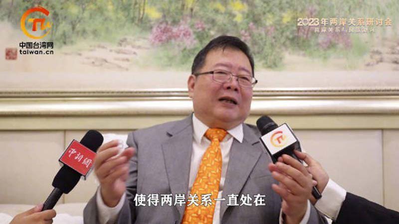 海協會副會長孫亞夫17日在「兩岸關係研討會」受訪表示，戰爭與和平不是那麼簡單，台灣執政黨沒動憲法，就是沒走向「法理台獨」，就是沒過紅線。 中國台灣網