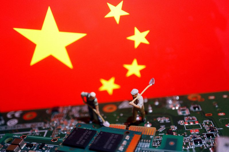 英國金融時報日前爆料，說中國四大科技巨頭騰訊、阿里巴巴、百度和字節跳動(抖音母公司)搶購輝達晶片，價值高達50億美元。這個消息一出，立即引起轟動。（路透）