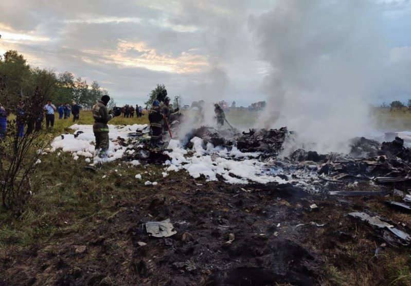 俄羅斯一架從莫斯科飛往聖彼得堡的私人飛機23日墜毀，機上10人全數罹難，據傳傭兵組織「瓦格納集團」首腦普里格津（Yevgeny Prigozhin）也在機上。新華社