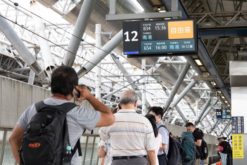 高鐵月台層旅客資訊顯示系統。台灣高鐵公司提供