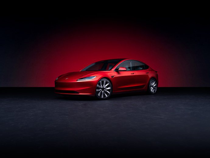 特斯拉推出新版Model 3轎車，1日起在大陸市場開啟預售。（取自特斯拉官方微博）