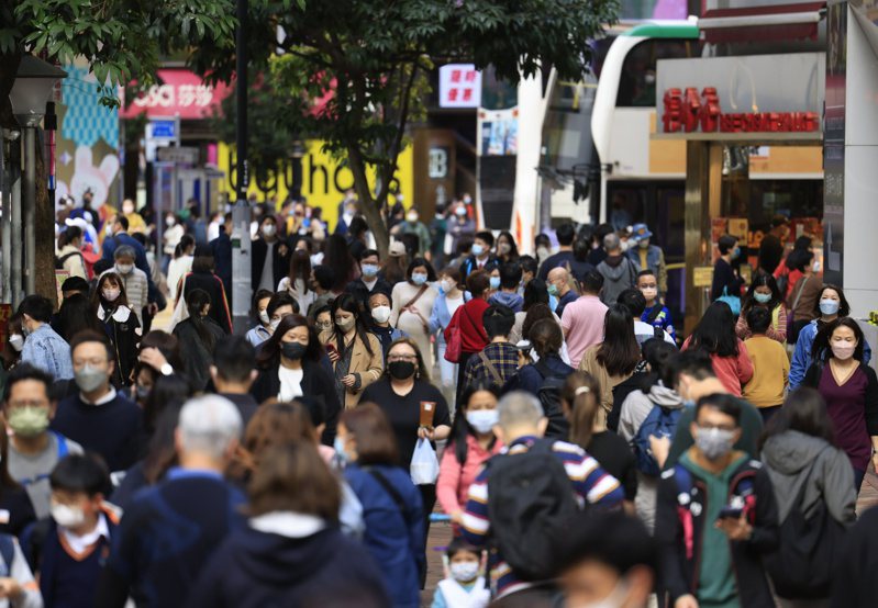 中國社會科學院國家高端智庫首席專家蔡昉今天在一場論壇演講上表示，由於人口負成長，中國經濟邁入新常態，傳統宏觀經濟刺激手段愈來愈不能適用現有情勢。香港中通社