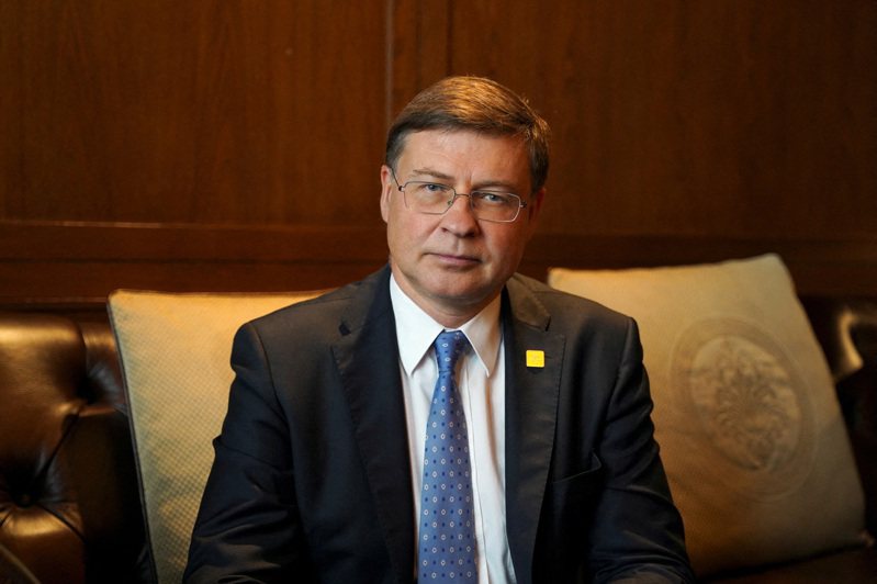 歐委會常務副主席兼歐盟貿易專員東布羅夫斯基斯（Valdis Dombrovskis）正在對中國進行為期四天的訪問路透