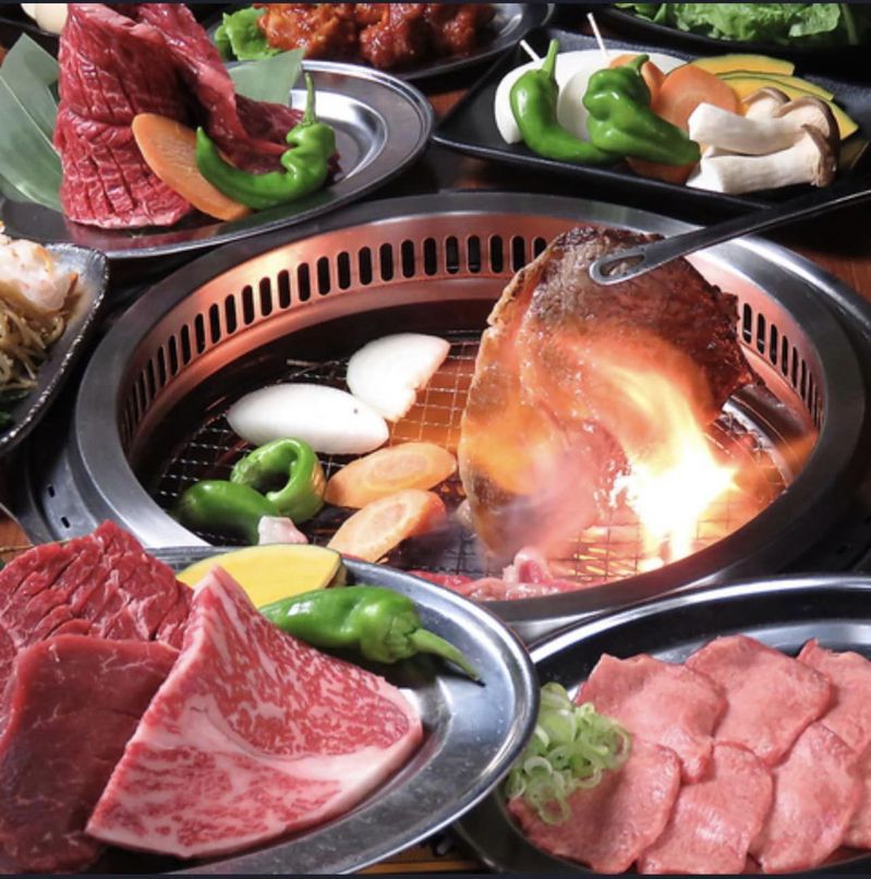 大阪燒肉力丸因價格便宜、CP值高，受到台灣觀光客歡迎。 圖／翻攝自大阪燒肉力丸粉專