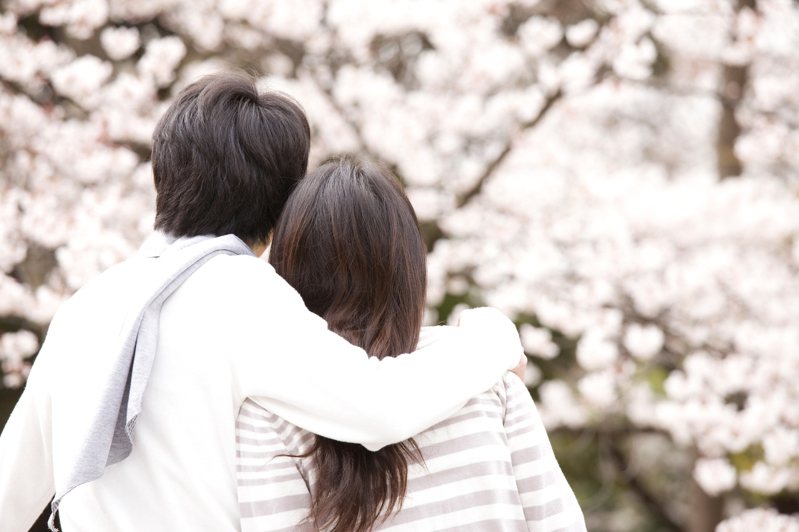 一位網友以自身經驗，指出日本女生都很貼心、可愛。示意圖／Ingimage
